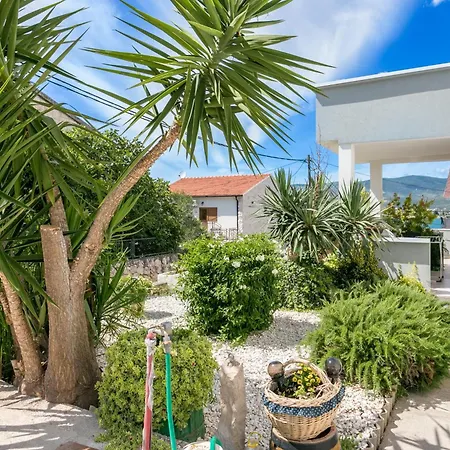 Apartment By The Sea Mastrinka, Ciovo - 23399