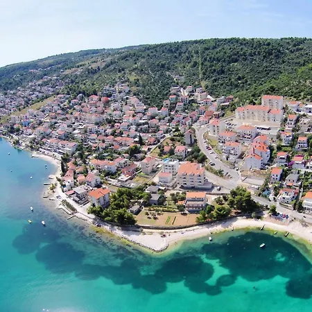 Apartment By The Sea Mastrinka, Ciovo - 23399 *