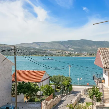 Apartment By The Sea Mastrinka, Ciovo - 23399 *