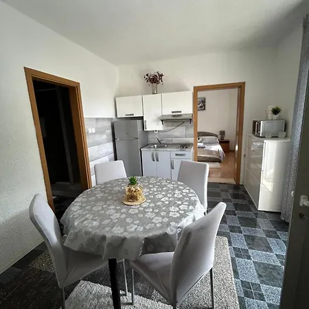 By The Sea Mastrinka, Ciovo - 23399 شقة *