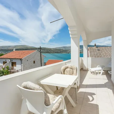 By The Sea Mastrinka, Ciovo - 23399 شقة *