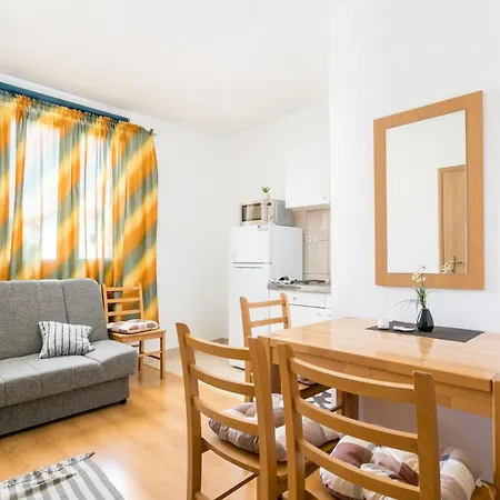 By The Sea Mastrinka, Ciovo - 23399 شقة تروغير